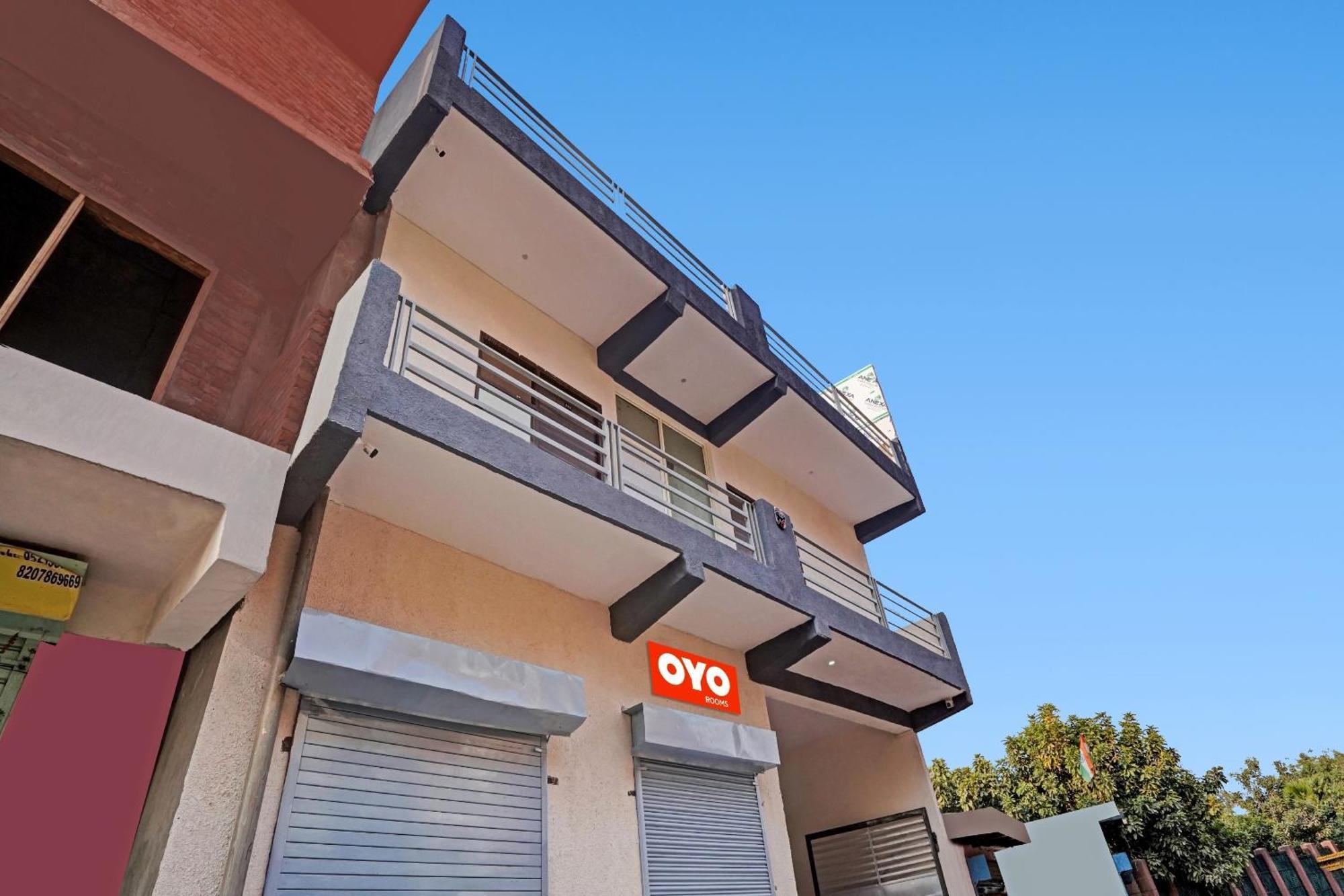 Hotel O Avs Hotel & Restaurant Noida Exterior foto